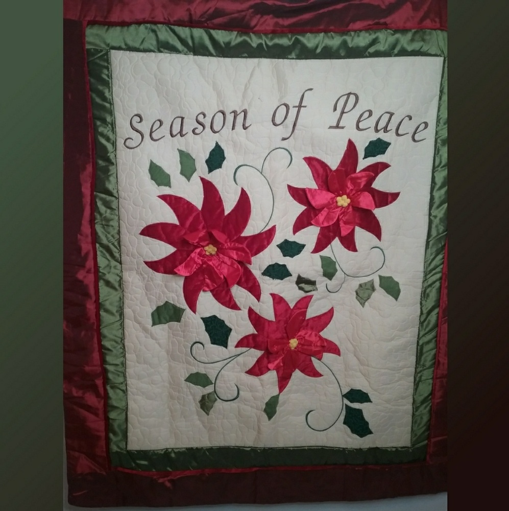 Season of Peace Poinsettia Quilted Throw NWT